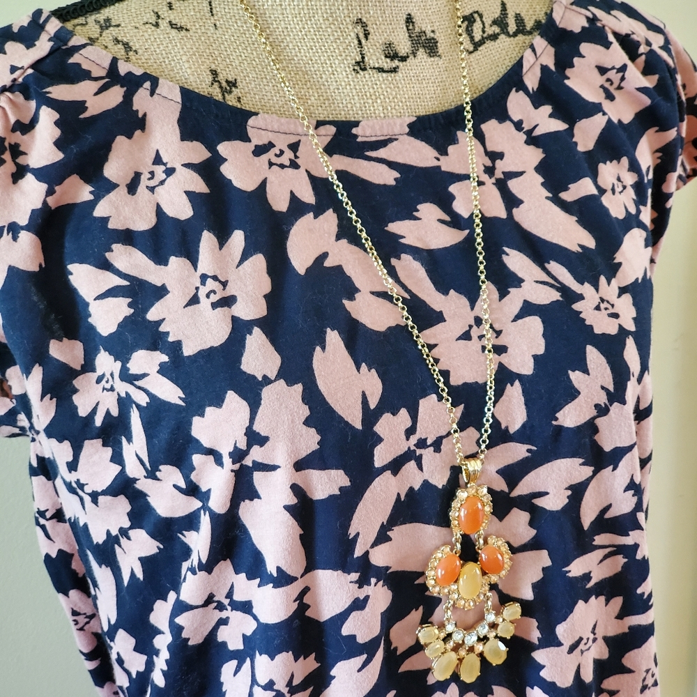 LOFT floral blouse - Picture 2 of 6